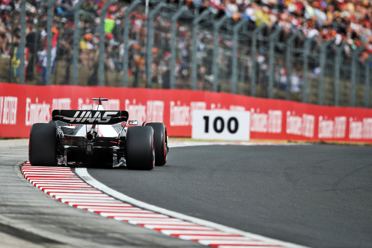 GP UNGHERIA, Kevin Magnussen (DEN) Haas VF-22.
30.07.2022. Formula 1 World Championship, Rd 13, Hungarian Grand Prix, Budapest, Hungary, Qualifiche Day.
 - www.xpbimages.com, EMail: requests@xpbimages.com © Copyright: Coates / XPB Images