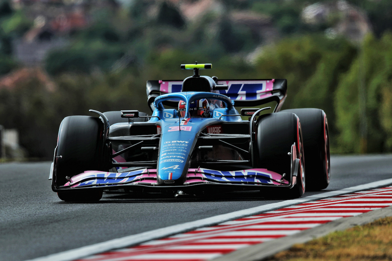 GP UNGHERIA, Esteban Ocon (FRA) Alpine F1 Team A522.
30.07.2022. Formula 1 World Championship, Rd 13, Hungarian Grand Prix, Budapest, Hungary, Qualifiche Day.
 - www.xpbimages.com, EMail: requests@xpbimages.com © Copyright: Coates / XPB Images