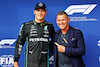 GP UNGHERIA, (L to R): Pole sitter George Russell (GBR) Mercedes AMG F1 celebrates in qualifying parc ferme with Tom Kristensen (DEN).
30.07.2022. Formula 1 World Championship, Rd 13, Hungarian Grand Prix, Budapest, Hungary, Qualifiche Day.
- www.xpbimages.com, EMail: requests@xpbimages.com © Copyright: Batchelor / XPB Images