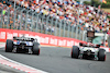 GP UNGHERIA, (L to R): Alexander Albon (THA) Williams Racing FW44 e Lewis Hamilton (GBR) Mercedes AMG F1 W13.
30.07.2022. Formula 1 World Championship, Rd 13, Hungarian Grand Prix, Budapest, Hungary, Qualifiche Day.
 - www.xpbimages.com, EMail: requests@xpbimages.com © Copyright: Coates / XPB Images