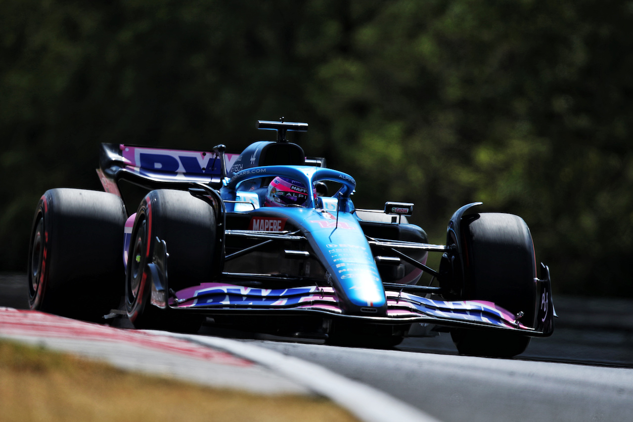 GP UNGHERIA, Fernando Alonso (ESP) Alpine F1 Team A522.
29.07.2022. Formula 1 World Championship, Rd 13, Hungarian Grand Prix, Budapest, Hungary, Practice Day.
 - www.xpbimages.com, EMail: requests@xpbimages.com © Copyright: Coates / XPB Images