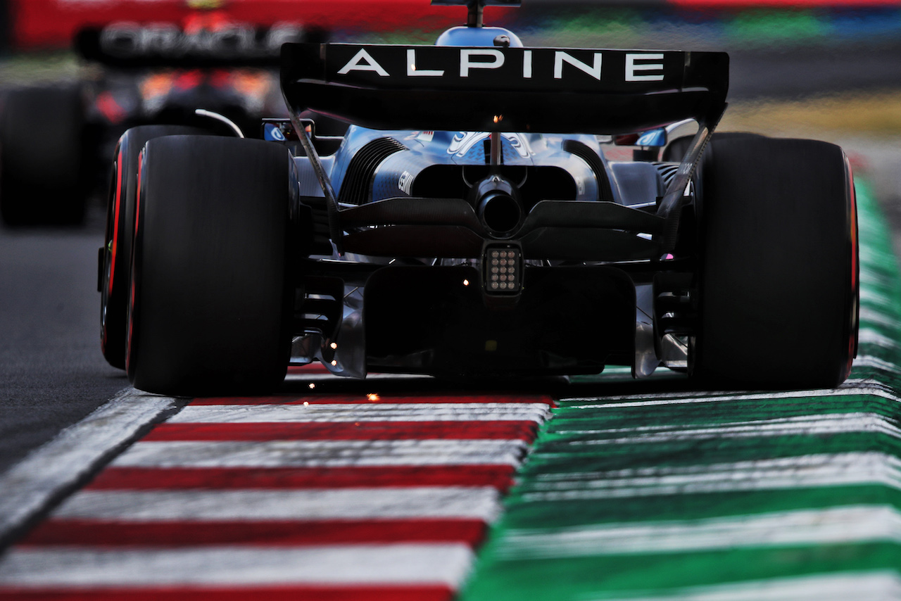 GP UNGHERIA, Esteban Ocon (FRA) Alpine F1 Team A522.
29.07.2022. Formula 1 World Championship, Rd 13, Hungarian Grand Prix, Budapest, Hungary, Practice Day.
 - www.xpbimages.com, EMail: requests@xpbimages.com © Copyright: Coates / XPB Images