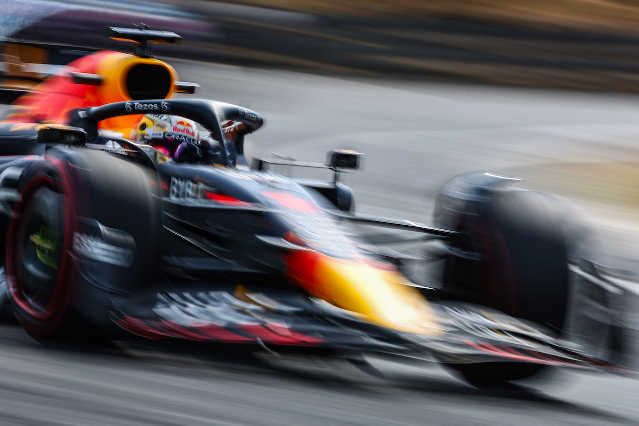 GP UNGHERIA, Max Verstappen (NLD), Red Bull Racing 
29.07.2022. Formula 1 World Championship, Rd 13, Hungarian Grand Prix, Budapest, Hungary, Practice Day.
- www.xpbimages.com, EMail: requests@xpbimages.com ¬© Copyright: Charniaux / XPB Images