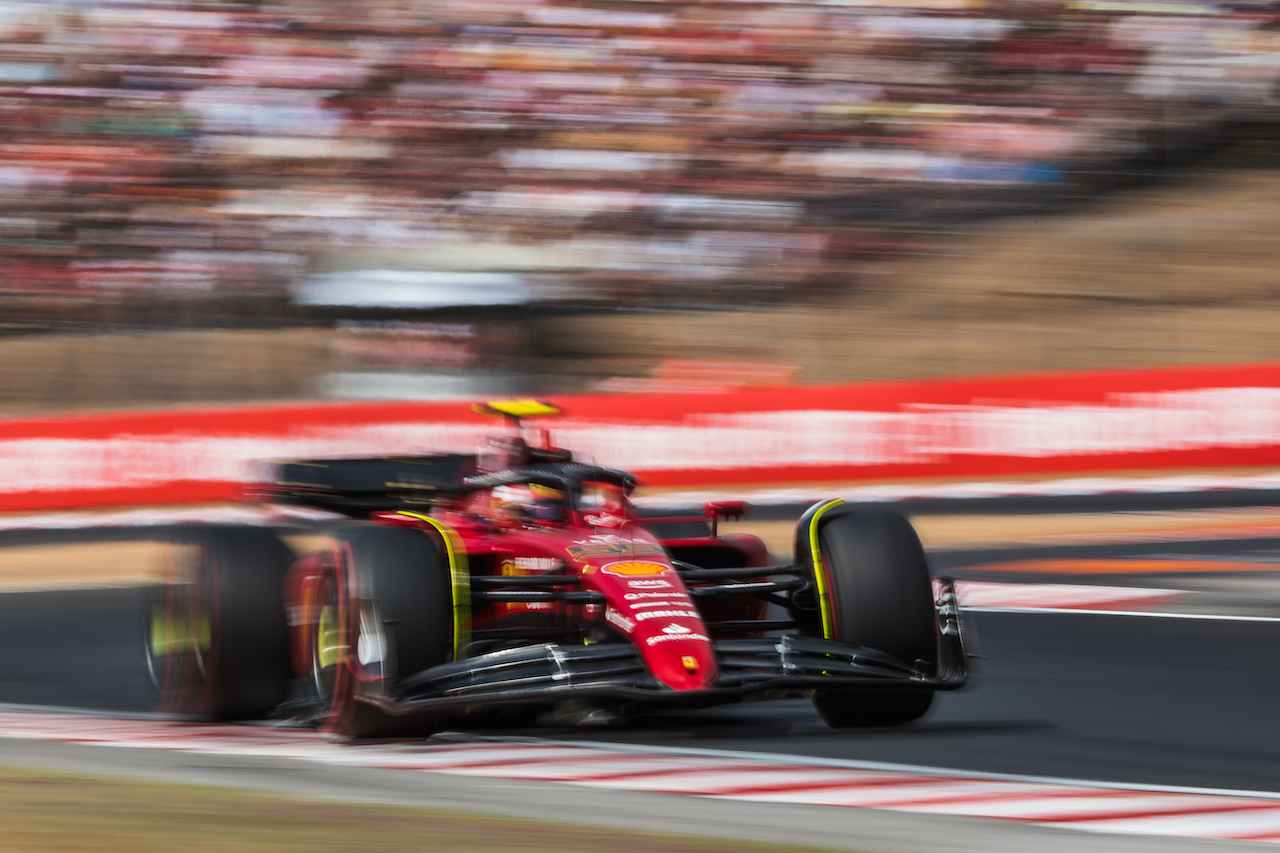 GP UNGHERIA, Carlos Sainz Jr (ESP) Ferrari F1-75.
29.07.2022. Formula 1 World Championship, Rd 13, Hungarian Grand Prix, Budapest, Hungary, Practice Day.
- www.xpbimages.com, EMail: requests@xpbimages.com © Copyright: Bearne / XPB Images