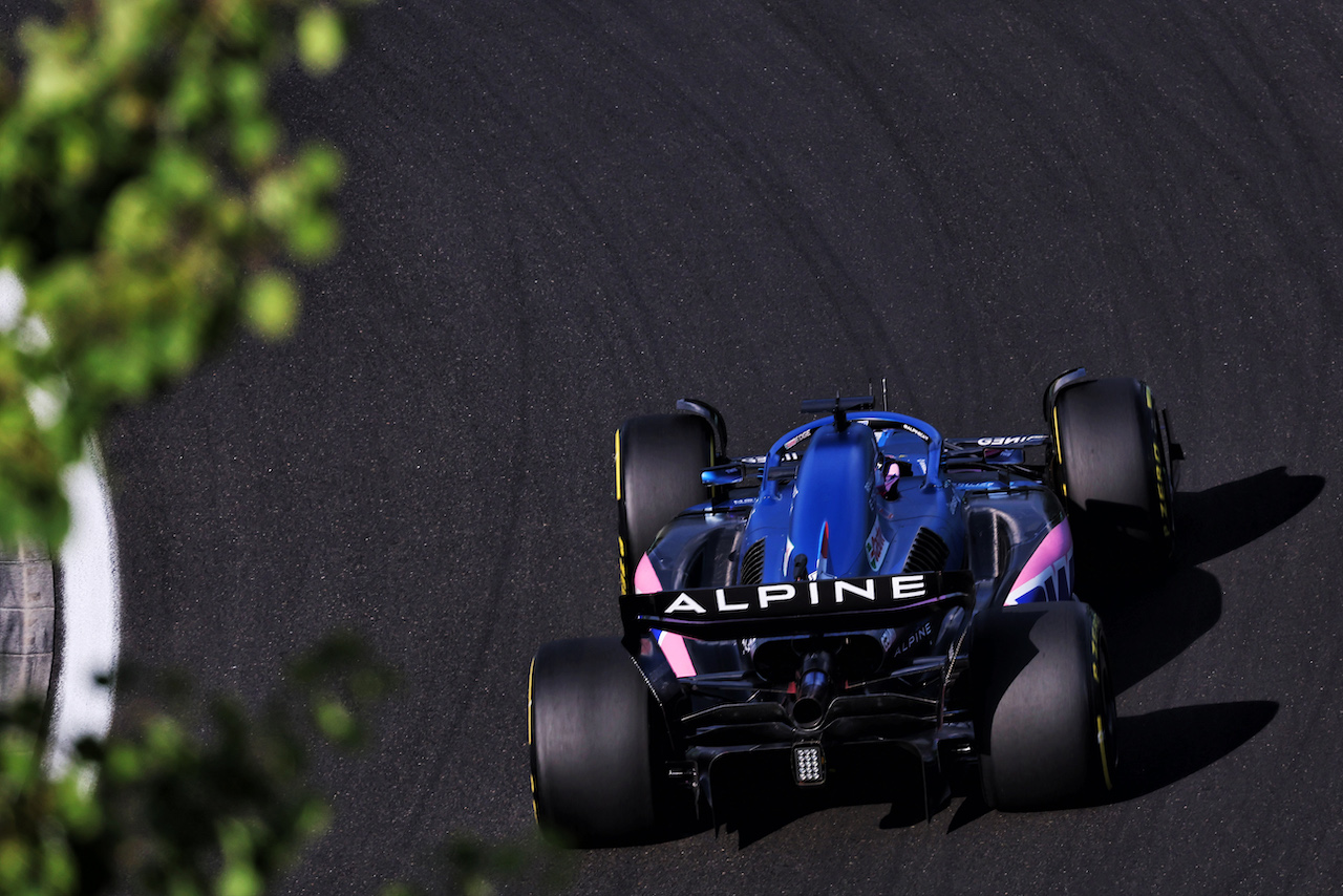 GP UNGHERIA, Fernando Alonso (ESP) Alpine F1 Team A522.
29.07.2022. Formula 1 World Championship, Rd 13, Hungarian Grand Prix, Budapest, Hungary, Practice Day.
- www.xpbimages.com, EMail: requests@xpbimages.com © Copyright: Bearne / XPB Images