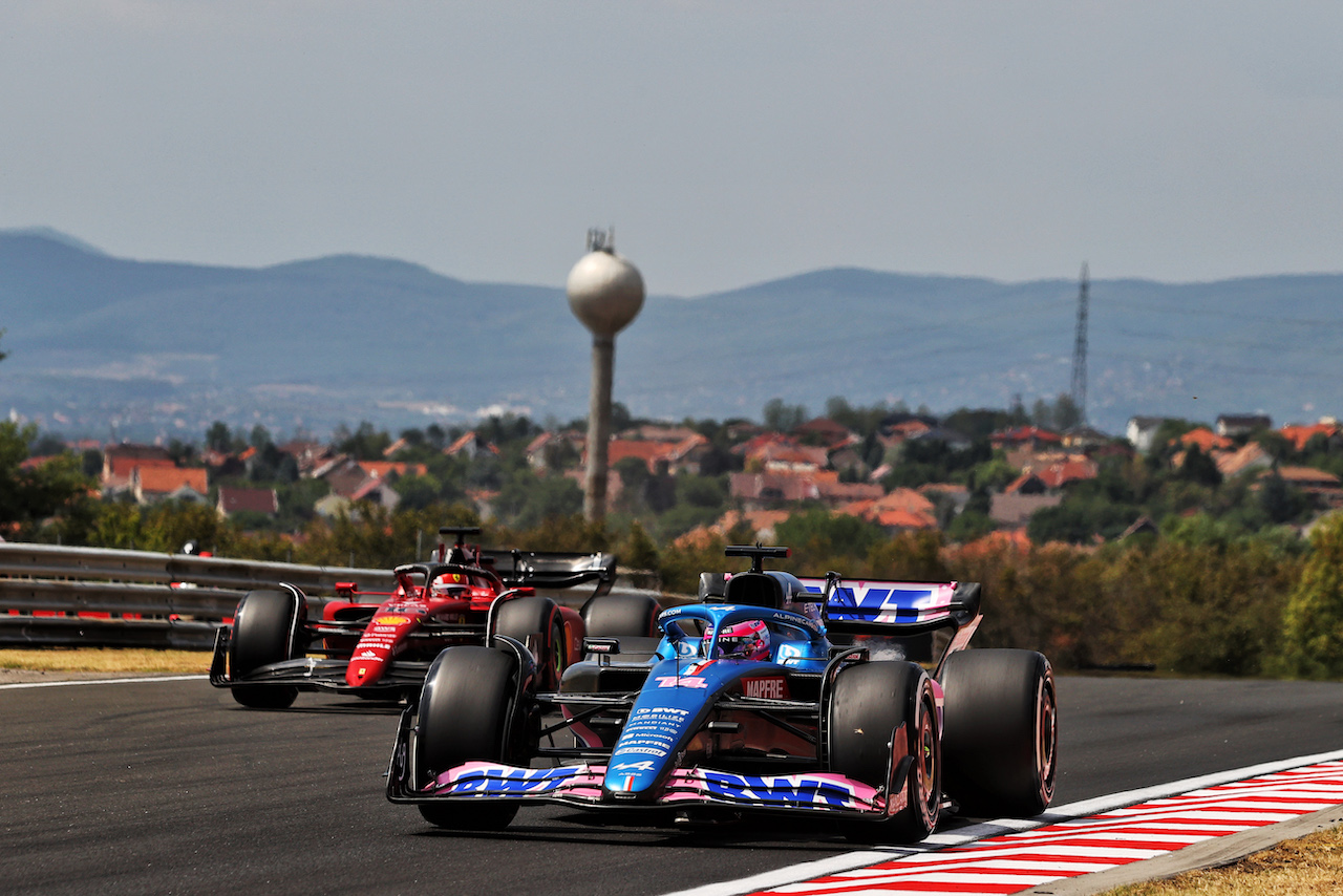 GP UNGHERIA, Fernando Alonso (ESP) Alpine F1 Team A522.
29.07.2022. Formula 1 World Championship, Rd 13, Hungarian Grand Prix, Budapest, Hungary, Practice Day.
- www.xpbimages.com, EMail: requests@xpbimages.com © Copyright: Batchelor / XPB Images