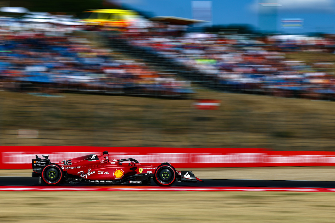 GP UNGHERIA, Charles Leclerc (FRA), Ferrari 
29.07.2022. Formula 1 World Championship, Rd 13, Hungarian Grand Prix, Budapest, Hungary, Practice Day.
- www.xpbimages.com, EMail: requests@xpbimages.com ¬© Copyright: Charniaux / XPB Images