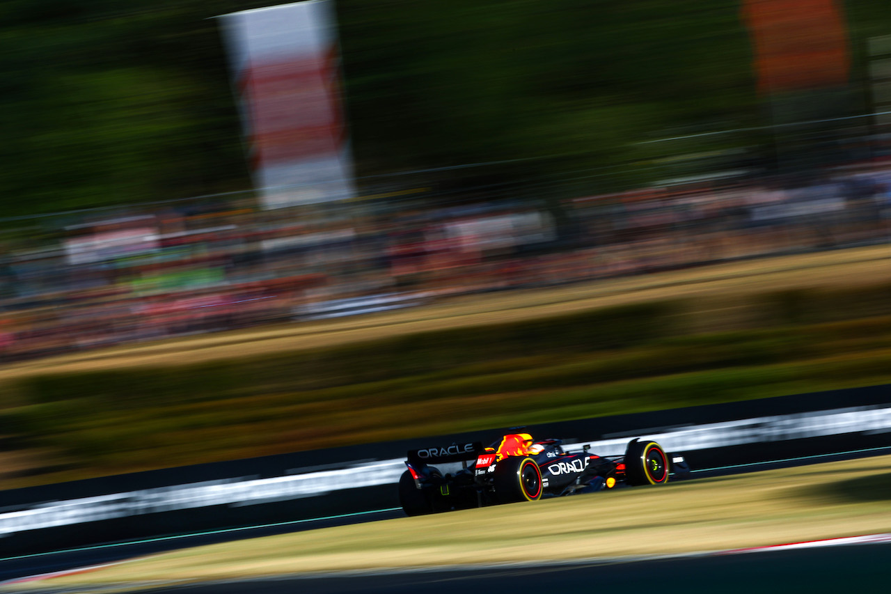 GP UNGHERIA, Max Verstappen (NLD), Red Bull Racing 
29.07.2022. Formula 1 World Championship, Rd 13, Hungarian Grand Prix, Budapest, Hungary, Practice Day.
- www.xpbimages.com, EMail: requests@xpbimages.com ¬© Copyright: Charniaux / XPB Images