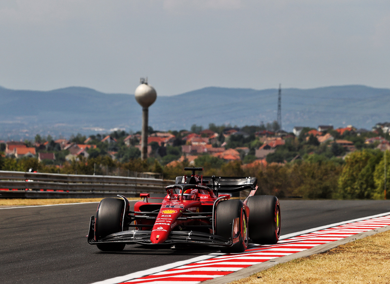 GP UNGHERIA, Charles Leclerc (MON) Ferrari F1-75.
29.07.2022. Formula 1 World Championship, Rd 13, Hungarian Grand Prix, Budapest, Hungary, Practice Day.
- www.xpbimages.com, EMail: requests@xpbimages.com © Copyright: Batchelor / XPB Images