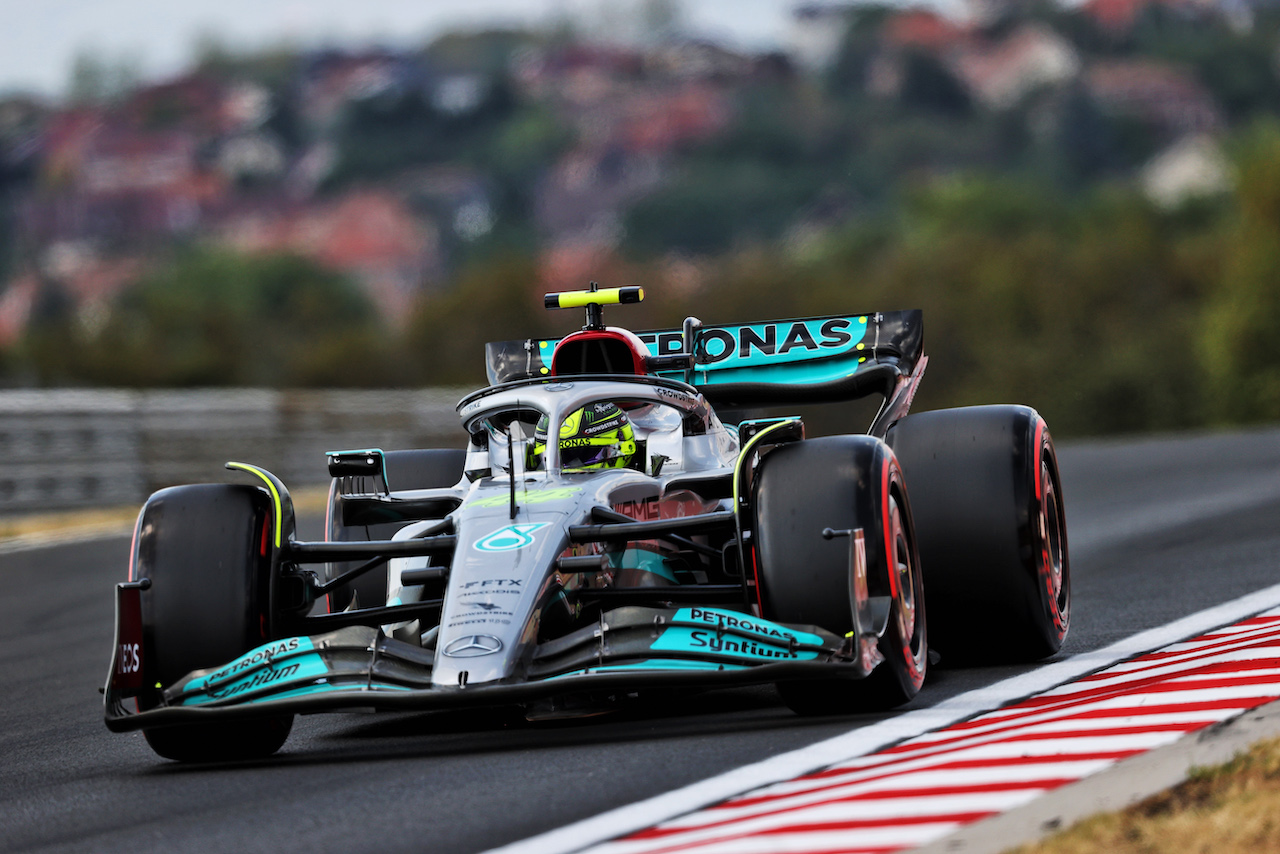 GP UNGHERIA, Lewis Hamilton (GBR) Mercedes AMG F1 W13.
29.07.2022. Formula 1 World Championship, Rd 13, Hungarian Grand Prix, Budapest, Hungary, Practice Day.
- www.xpbimages.com, EMail: requests@xpbimages.com © Copyright: Moy / XPB Images
