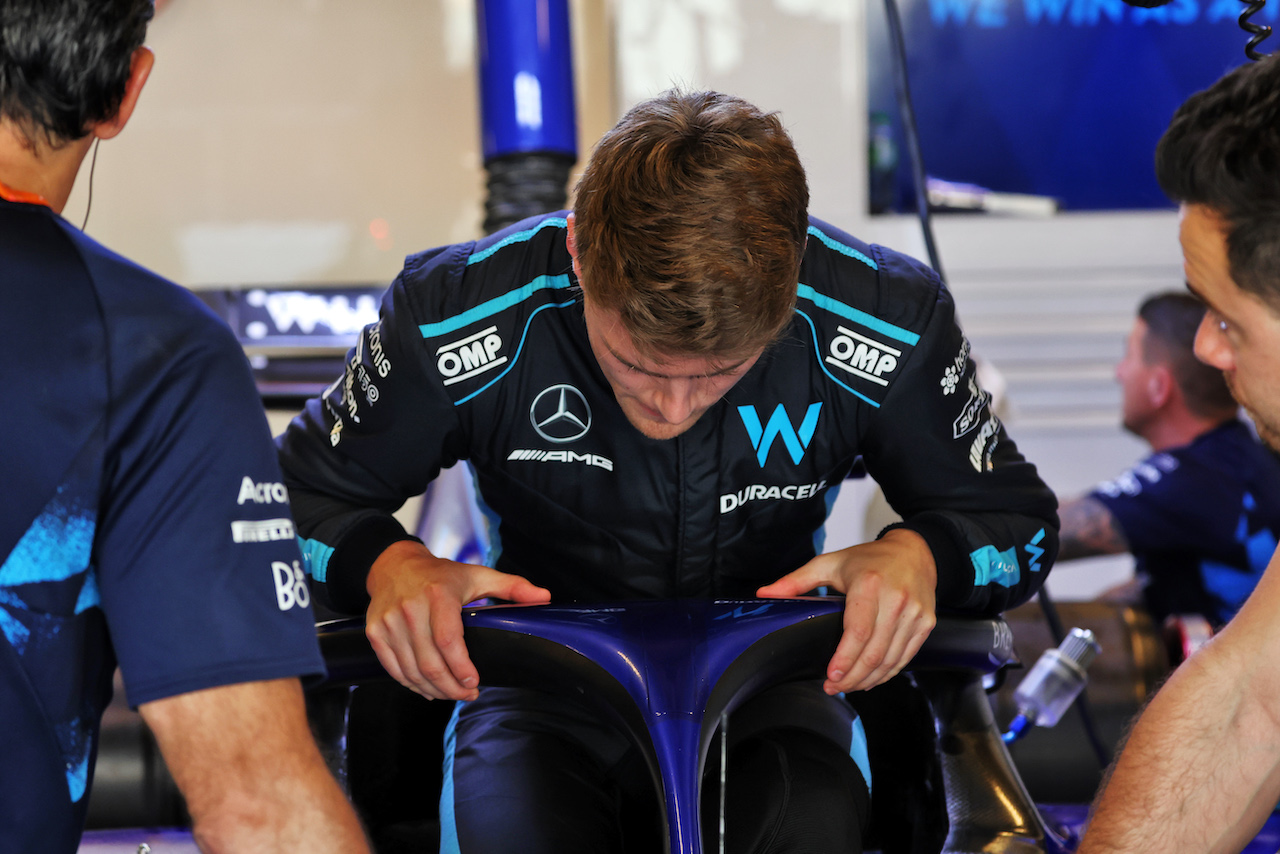 TEST ABU DHABI, Logan Sargeant (USA) Williams Racing.
22.11.2022. Formula 1 Testing, Yas Marina Circuit, Abu Dhabi, Tuesday.
- www.xpbimages.com, EMail: requests@xpbimages.com © Copyright: Bearne / XPB Images