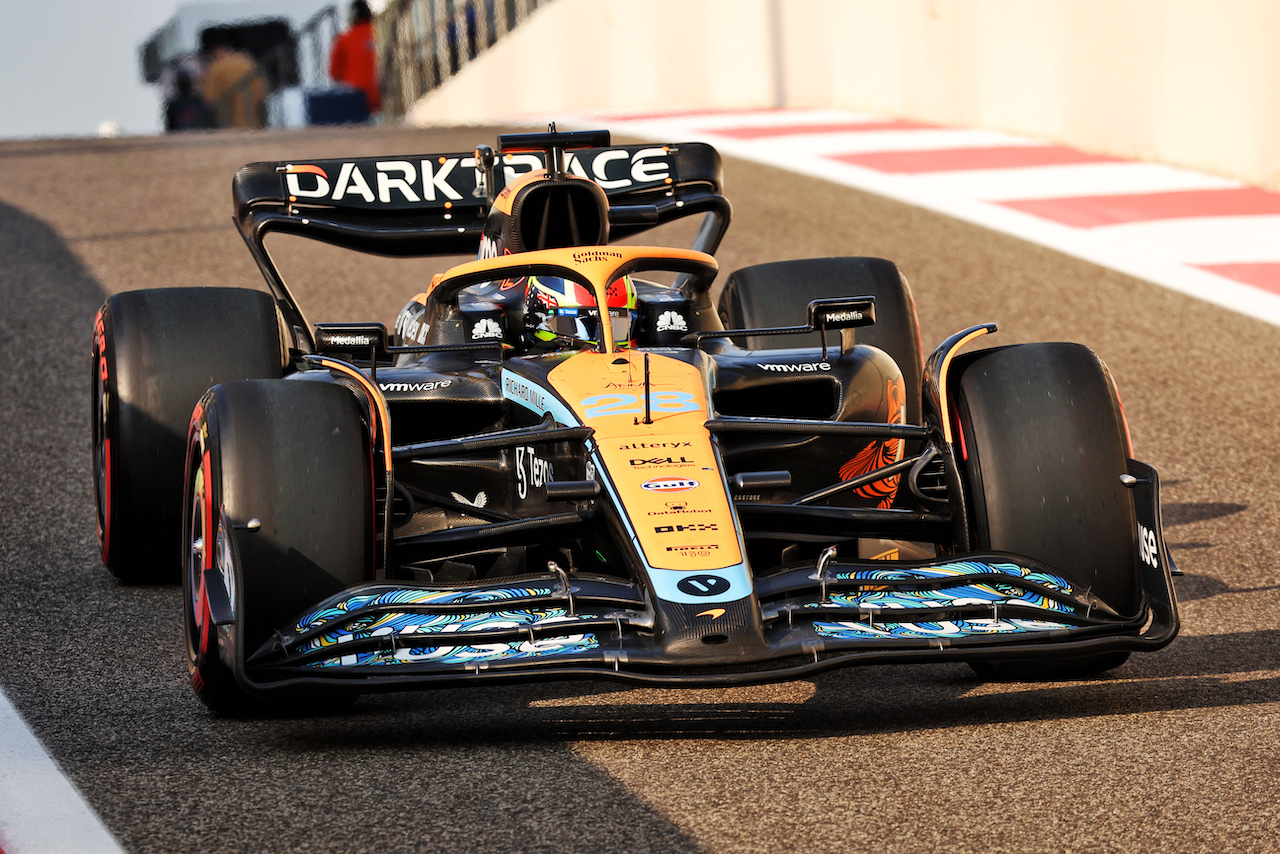 TEST ABU DHABI, Oscar Piastri (AUS) McLaren MCL36.
22.11.2022. Formula 1 Testing, Yas Marina Circuit, Abu Dhabi, Tuesday.
- www.xpbimages.com, EMail: requests@xpbimages.com © Copyright: Bearne / XPB Images