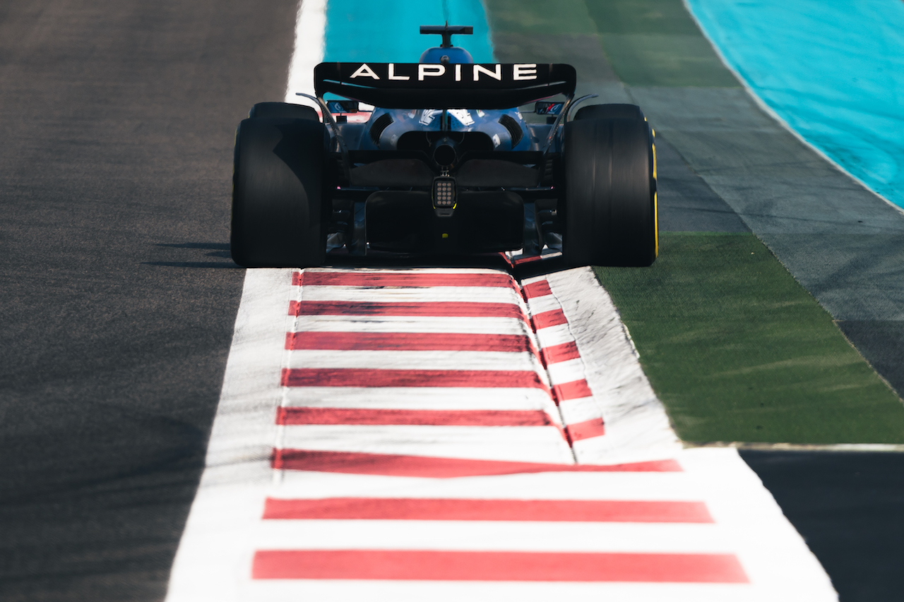 TEST ABU DHABI, Jack Doohan (AUS) Alpine F1 Team A522 Alpine Academy Driver.
22.11.2022. Formula 1 Testing, Yas Marina Circuit, Abu Dhabi, Tuesday.
- www.xpbimages.com, EMail: requests@xpbimages.com © Copyright: Bearne / XPB Images