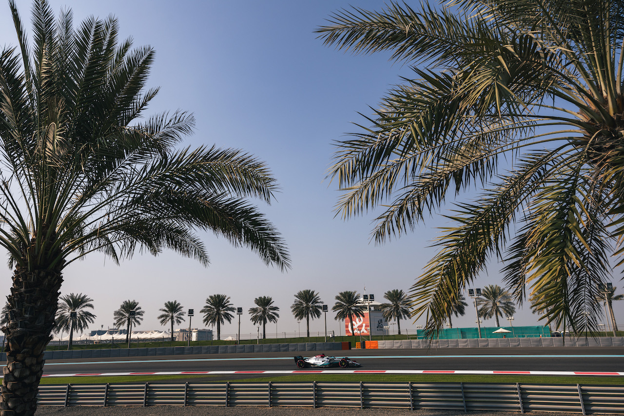 TEST ABU DHABI, Frederik Vesti (DEN) Mercedes AMG F1 W13 Test Driver.
22.11.2022. Formula 1 Testing, Yas Marina Circuit, Abu Dhabi, Tuesday.
- www.xpbimages.com, EMail: requests@xpbimages.com © Copyright: Bearne / XPB Images