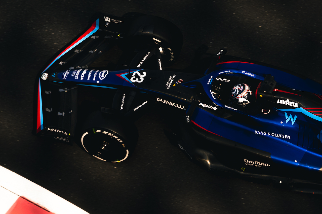 TEST ABU DHABI, Alexander Albon (THA) Williams Racing FW44.
22.11.2022. Formula 1 Testing, Yas Marina Circuit, Abu Dhabi, Tuesday.
- www.xpbimages.com, EMail: requests@xpbimages.com © Copyright: Bearne / XPB Images
