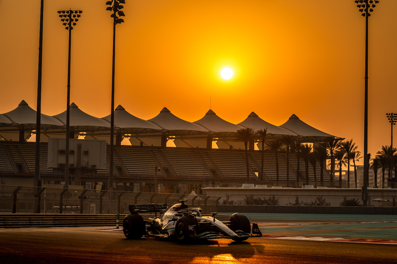 TEST ABU DHABI, Frederik Vesti (DEN) Mercedes AMG F1 W13 Test Driver.
22.11.2022. Formula 1 Testing, Yas Marina Circuit, Abu Dhabi, Tuesday.
- www.xpbimages.com, EMail: requests@xpbimages.com © Copyright: Bearne / XPB Images