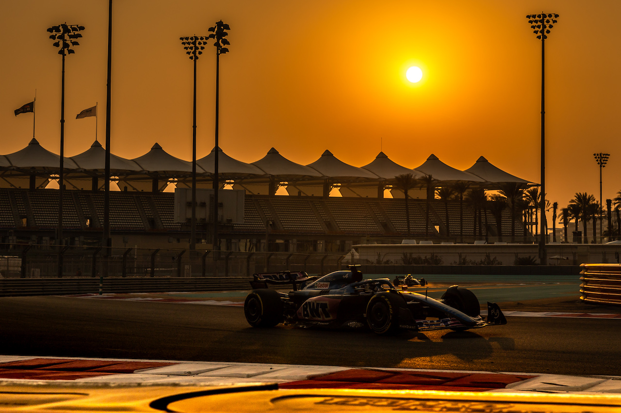 TEST ABU DHABI, Pierre Gasly (FRA) Alpine F1 Team A522.
22.11.2022. Formula 1 Testing, Yas Marina Circuit, Abu Dhabi, Tuesday.
- www.xpbimages.com, EMail: requests@xpbimages.com © Copyright: Bearne / XPB Images