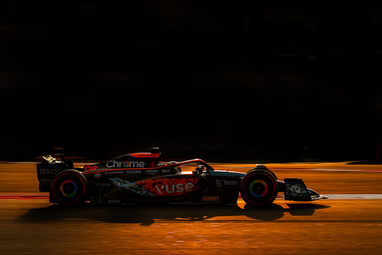 TEST ABU DHABI