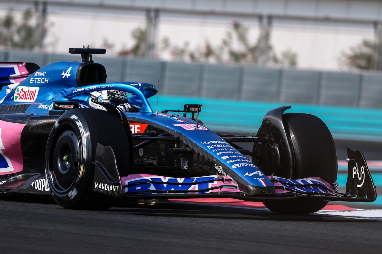 TEST ABU DHABI, Pierre Gasly (FRA), Alpine F1 Team 
22.11.2022. Formula 1 Testing, Yas Marina Circuit, Abu Dhabi, Tuesday.
- www.xpbimages.com, EMail: requests@xpbimages.com ¬© Copyright: Charniaux / XPB Images