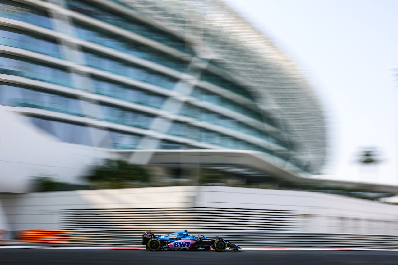 TEST ABU DHABI, Jack Doohan (AUS), Alpine F1 Team 
22.11.2022. Formula 1 Testing, Yas Marina Circuit, Abu Dhabi, Tuesday.
- www.xpbimages.com, EMail: requests@xpbimages.com ¬© Copyright: Charniaux / XPB Images