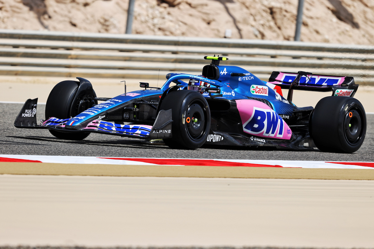 TEST BAHRAIN, Esteban Ocon (FRA) Alpine F1 Team A522.
10.03.2022. Formula 1 Testing, Sakhir, Bahrain, Day One.
- www.xpbimages.com, EMail: requests@xpbimages.com © Copyright: Moy / XPB Images
