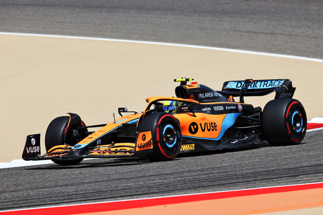 TEST BAHRAIN, Lando Norris (GBR) McLaren MCL36.
10.03.2022. Formula 1 Testing, Sakhir, Bahrain, Day One.
- www.xpbimages.com, EMail: requests@xpbimages.com © Copyright: Moy / XPB Images