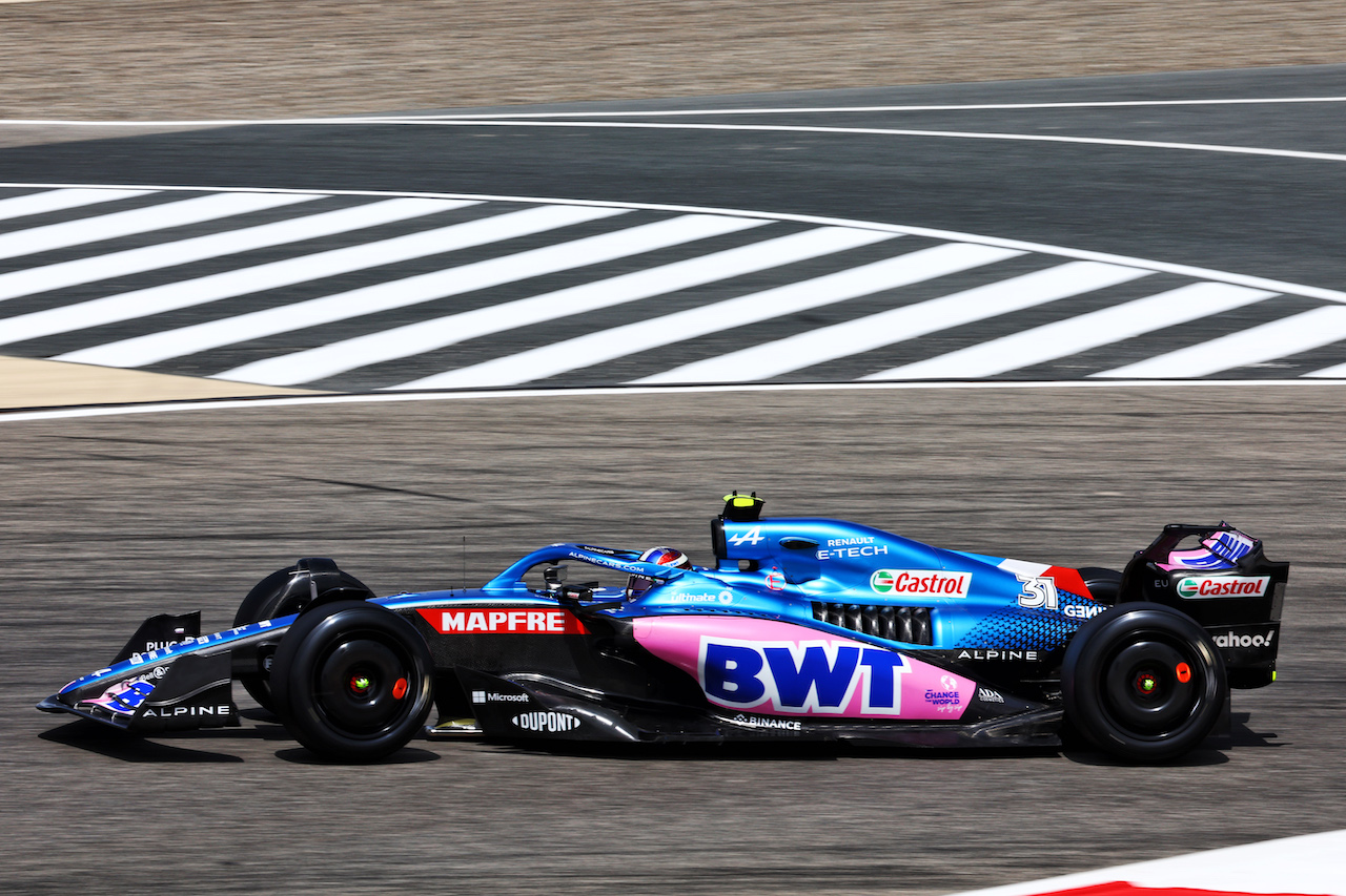 TEST BAHRAIN, Esteban Ocon (FRA) Alpine F1 Team A522.
10.03.2022. Formula 1 Testing, Sakhir, Bahrain, Day One.
- www.xpbimages.com, EMail: requests@xpbimages.com © Copyright: Batchelor / XPB Images