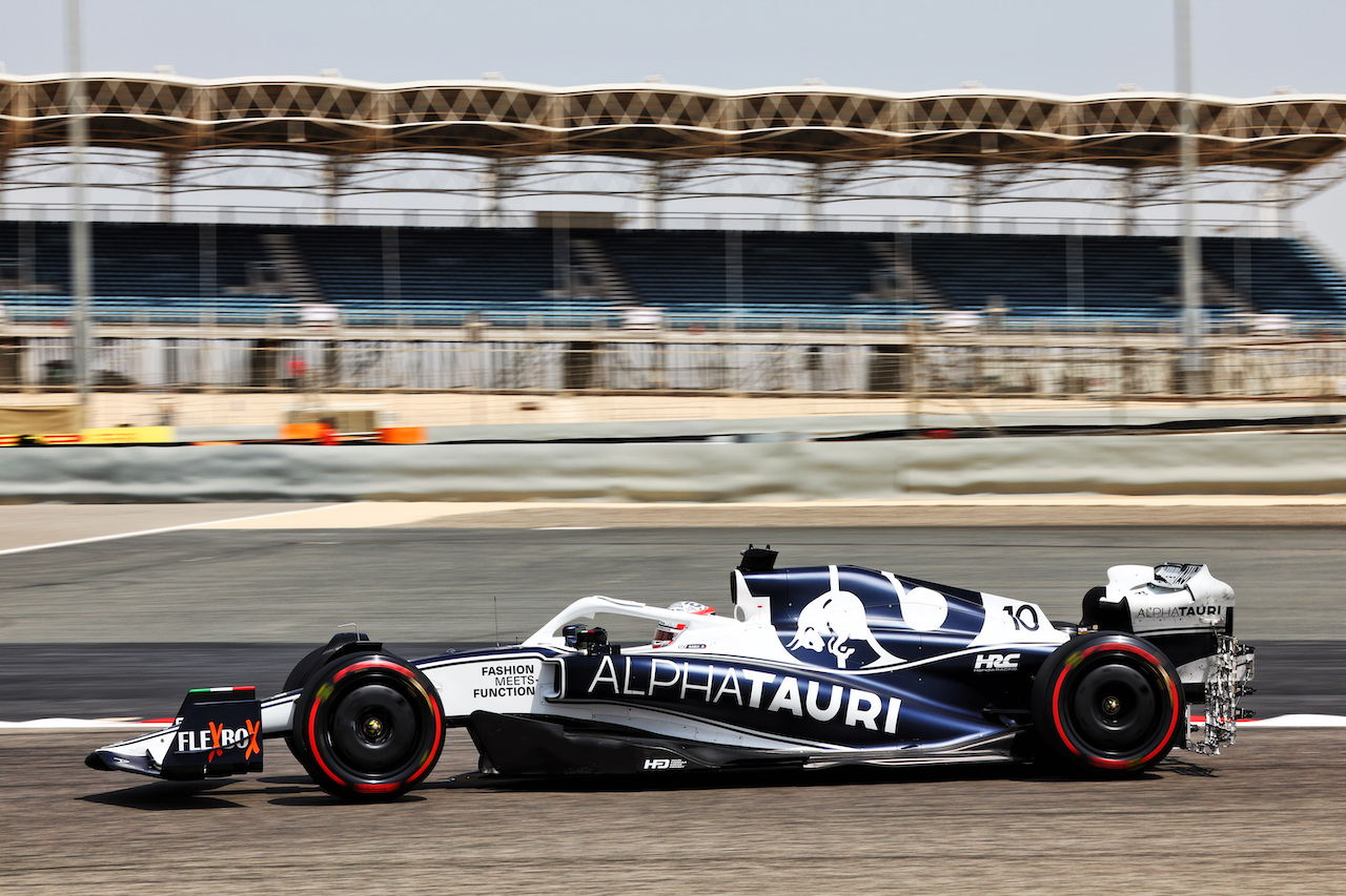 TEST BAHRAIN, Pierre Gasly (FRA) AlphaTauri AT03.
10.03.2022. Formula 1 Testing, Sakhir, Bahrain, Day One.
- www.xpbimages.com, EMail: requests@xpbimages.com © Copyright: Batchelor / XPB Images