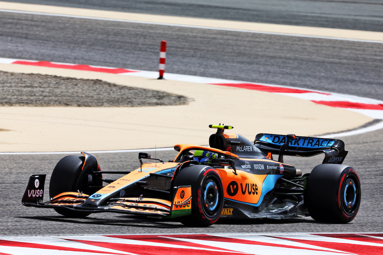 TEST BAHRAIN, Lando Norris (GBR) McLaren MCL36.
10.03.2022. Formula 1 Testing, Sakhir, Bahrain, Day One.
- www.xpbimages.com, EMail: requests@xpbimages.com © Copyright: Batchelor / XPB Images
