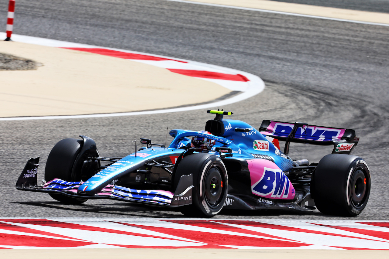 TEST BAHRAIN, Esteban Ocon (FRA) Alpine F1 Team A522.
10.03.2022. Formula 1 Testing, Sakhir, Bahrain, Day One.
- www.xpbimages.com, EMail: requests@xpbimages.com © Copyright: Batchelor / XPB Images