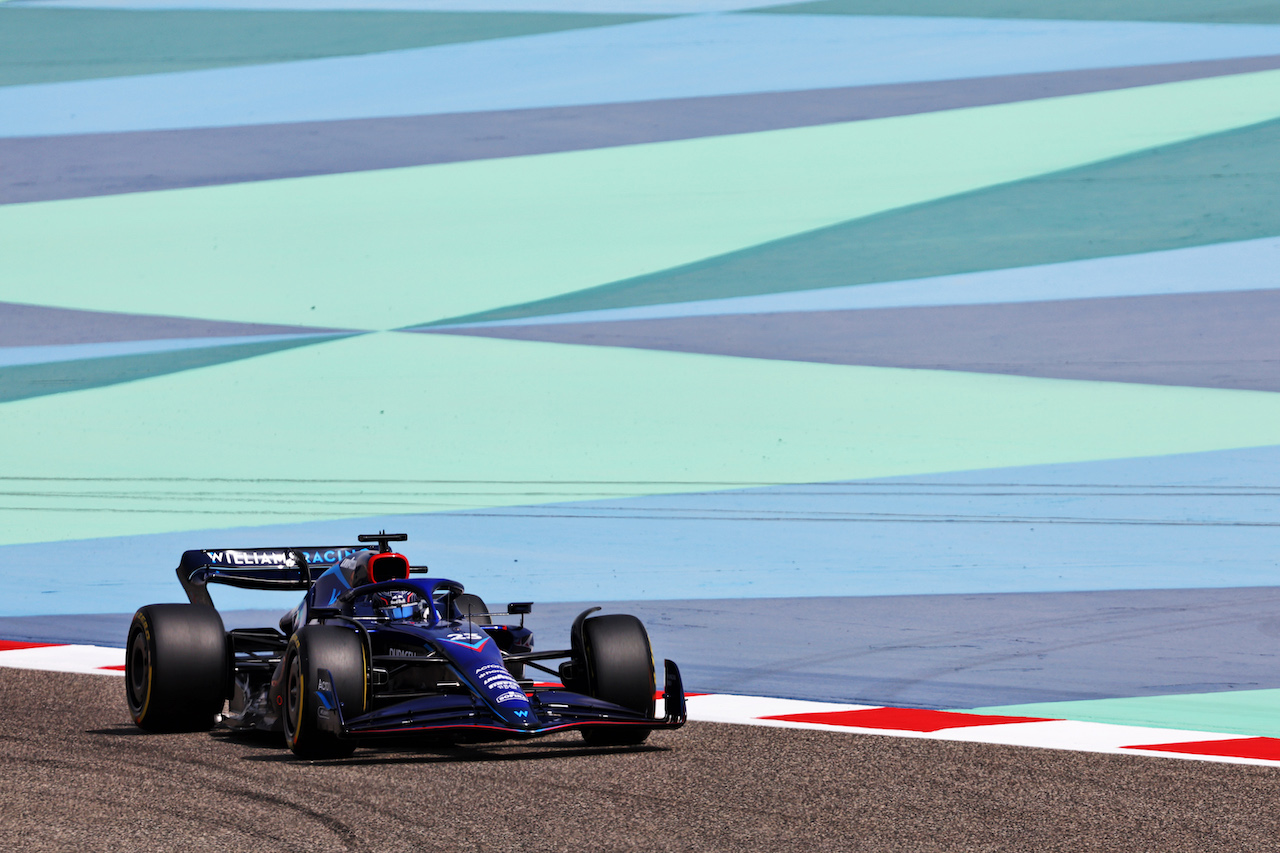 TEST BAHRAIN, Alexander Albon (THA) Williams Racing FW44.
10.03.2022. Formula 1 Testing, Sakhir, Bahrain, Day One.
- www.xpbimages.com, EMail: requests@xpbimages.com © Copyright: Batchelor / XPB Images