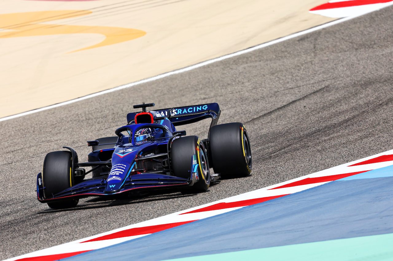 TEST BAHRAIN, Alexander Albon (THA) Williams Racing FW44.
10.03.2022. Formula 1 Testing, Sakhir, Bahrain, Day One.
- www.xpbimages.com, EMail: requests@xpbimages.com © Copyright: Batchelor / XPB Images