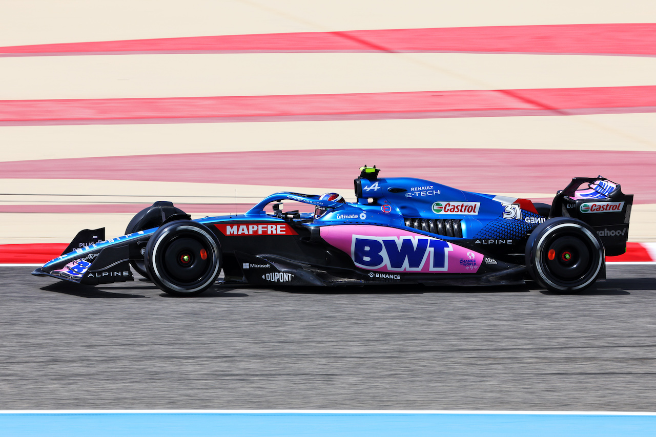 TEST BAHRAIN, Esteban Ocon (FRA) Alpine F1 Team A522.
10.03.2022. Formula 1 Testing, Sakhir, Bahrain, Day One.
- www.xpbimages.com, EMail: requests@xpbimages.com © Copyright: Batchelor / XPB Images