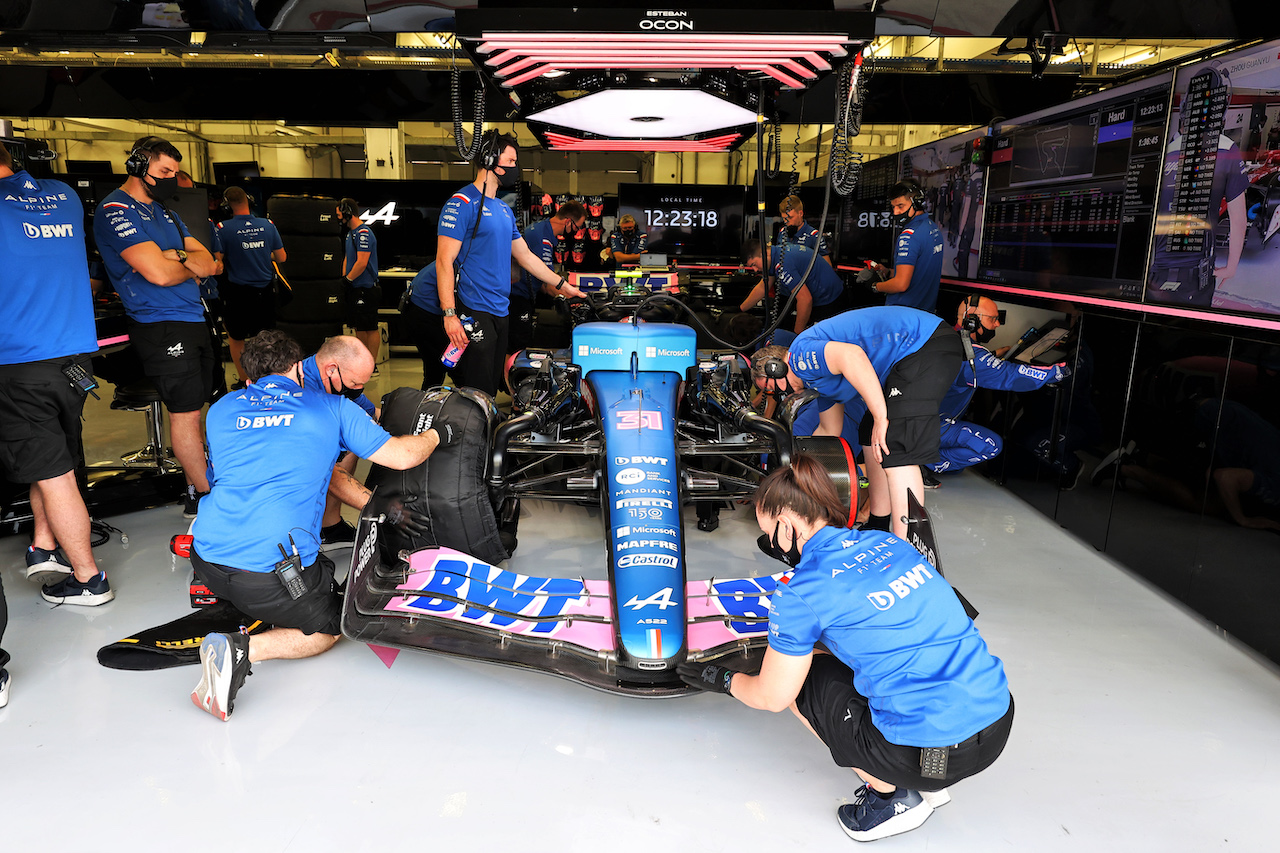 TEST BAHRAIN, Esteban Ocon (FRA) Alpine F1 Team A522.
10.03.2022. Formula 1 Testing, Sakhir, Bahrain, Day One.
- www.xpbimages.com, EMail: requests@xpbimages.com © Copyright: Moy / XPB Images