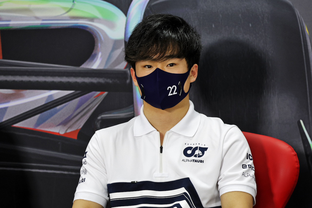 TEST BAHRAIN, Yuki Tsunoda (JPN) AlphaTauri in the FIA Press Conference.
10.03.2022. Formula 1 Testing, Sakhir, Bahrain, Day One.
- www.xpbimages.com, EMail: requests@xpbimages.com © Copyright: Bearne / XPB Images