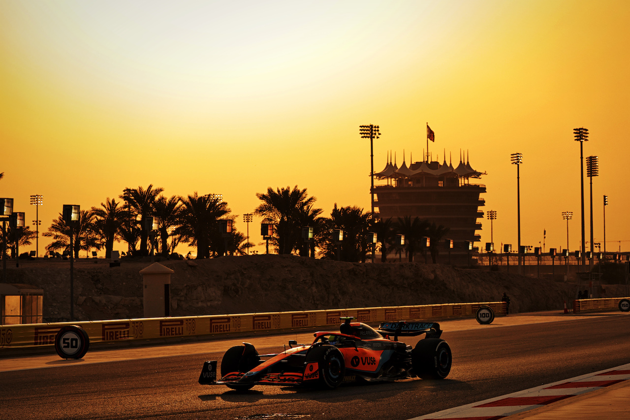 TEST BAHRAIN, Lando Norris (GBR) McLaren MCL36.
10.03.2022. Formula 1 Testing, Sakhir, Bahrain, Day One.
- www.xpbimages.com, EMail: requests@xpbimages.com © Copyright: Bearne / XPB Images