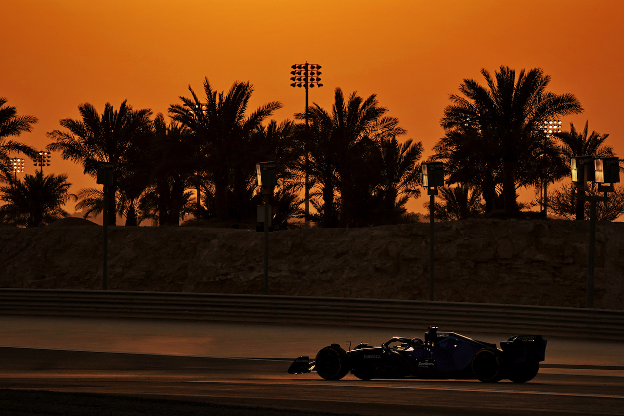 TEST BAHRAIN, Alexander Albon (THA) Williams Racing FW44.
10.03.2022. Formula 1 Testing, Sakhir, Bahrain, Day One.
- www.xpbimages.com, EMail: requests@xpbimages.com © Copyright: Bearne / XPB Images