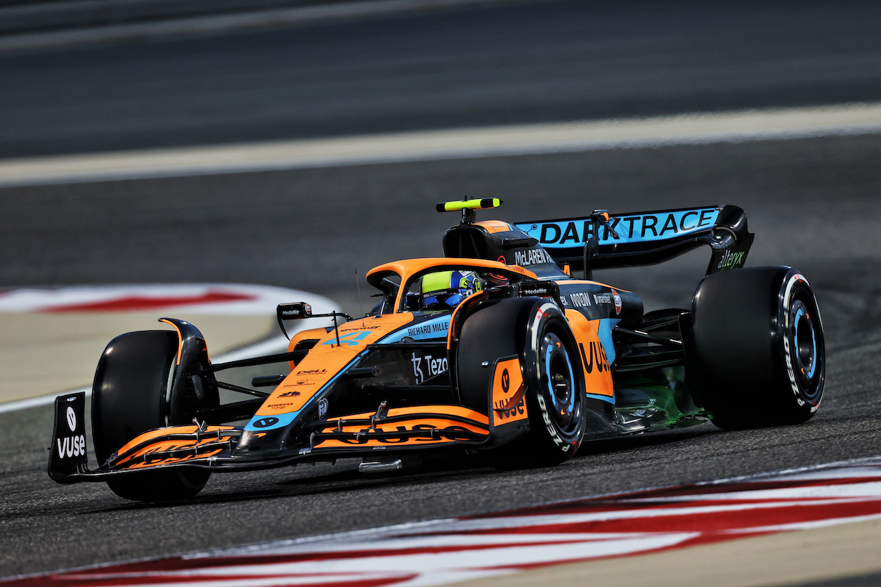 TEST BAHRAIN, Lando Norris (GBR) McLaren MCL36.
10.03.2022. Formula 1 Testing, Sakhir, Bahrain, Day One.
- www.xpbimages.com, EMail: requests@xpbimages.com © Copyright: Moy / XPB Images