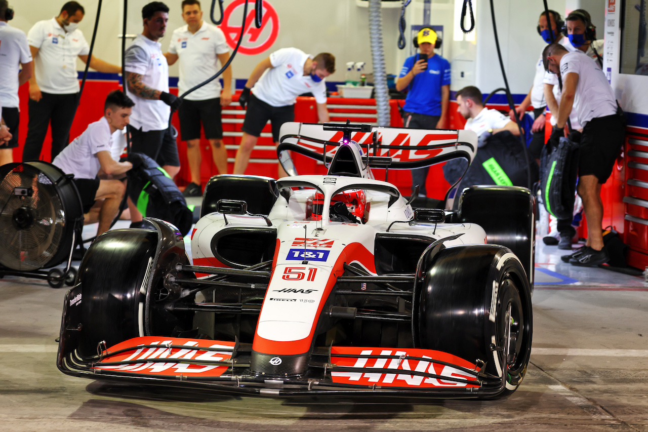 TEST BAHRAIN GIORNO_1