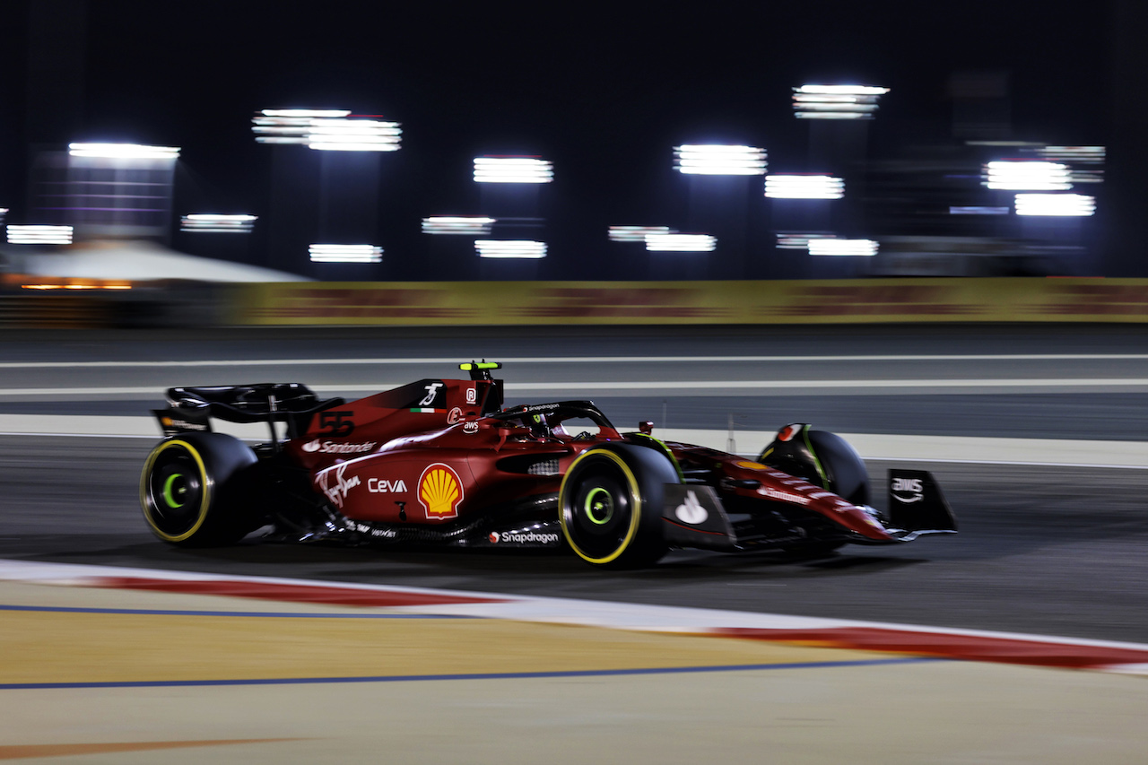 TEST BAHRAIN, Carlos Sainz Jr (ESP) Ferrari F1-75.
10.03.2022. Formula 1 Testing, Sakhir, Bahrain, Day One.
- www.xpbimages.com, EMail: requests@xpbimages.com © Copyright: Bearne / XPB Images