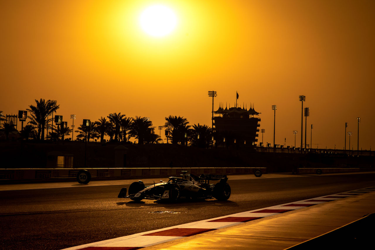 TEST BAHRAIN GIORNO_1