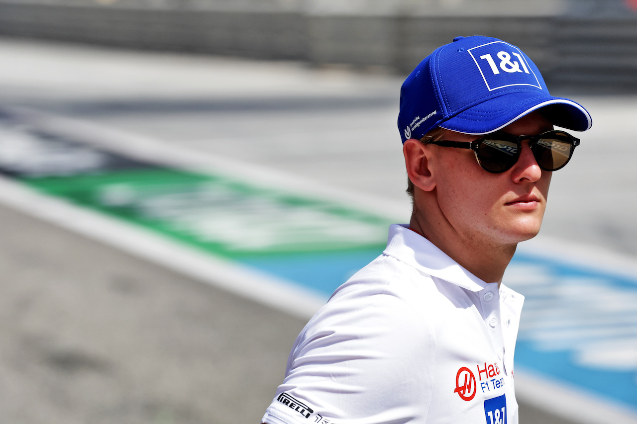 TEST BAHRAIN, Mick Schumacher (GER) Haas F1 Team.
10.03.2022. Formula 1 Testing, Sakhir, Bahrain, Day One.
- www.xpbimages.com, EMail: requests@xpbimages.com © Copyright: Bearne / XPB Images
