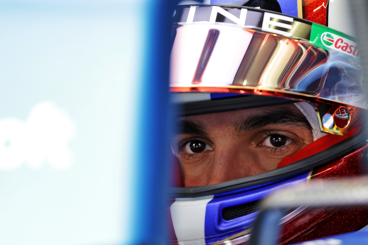 TEST BAHRAIN, Esteban Ocon (FRA) Alpine F1 Team A522.
10.03.2022. Formula 1 Testing, Sakhir, Bahrain, Day One.
- www.xpbimages.com, EMail: requests@xpbimages.com © Copyright: Bearne / XPB Images