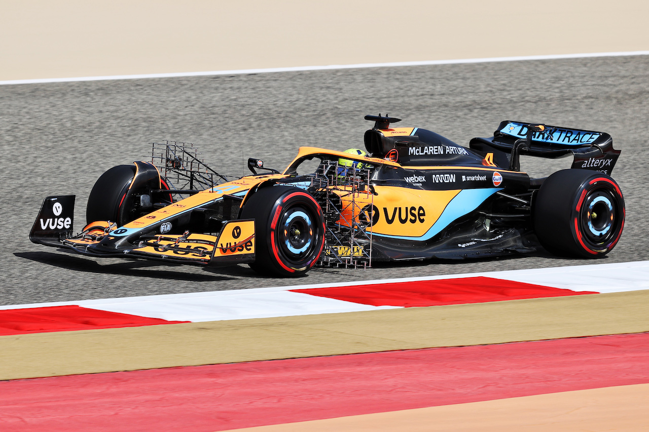 TEST BAHRAIN, Lando Norris (GBR) McLaren MCL36.
10.03.2022. Formula 1 Testing, Sakhir, Bahrain, Day One.
- www.xpbimages.com, EMail: requests@xpbimages.com © Copyright: Moy / XPB Images