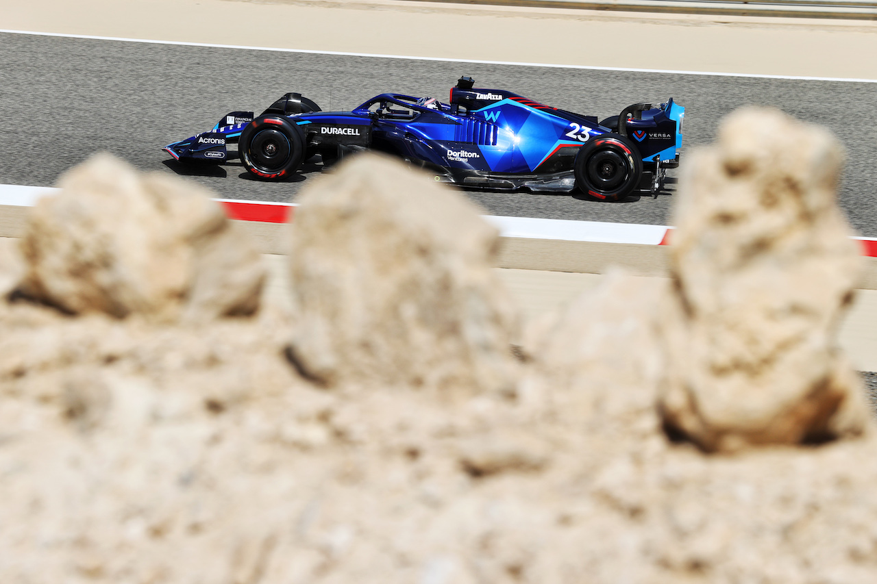 TEST BAHRAIN, Alexander Albon (THA) Williams Racing FW44.
10.03.2022. Formula 1 Testing, Sakhir, Bahrain, Day One.
- www.xpbimages.com, EMail: requests@xpbimages.com © Copyright: Moy / XPB Images