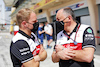 TEST BAHRAIN, (L to R): Valtteri Bottas (FIN) Mercedes AMG F1 with Frederic Vasseur (FRA) Alfa Romeo F1 Team Team Principal.
10.03.2022. Formula 1 Testing, Sakhir, Bahrain, Day One.
- www.xpbimages.com, EMail: requests@xpbimages.com © Copyright: Bearne / XPB Images