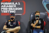TEST BAHRAIN, (L to R): Max Verstappen (NLD) Red Bull Racing e George Russell (GBR) Mercedes AMG F1 in the FIA Press Conference.
10.03.2022. Formula 1 Testing, Sakhir, Bahrain, Day One.
- www.xpbimages.com, EMail: requests@xpbimages.com © Copyright: Bearne / XPB Images