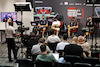 TEST BAHRAIN, (L to R): Nicholas Latifi (CDN) Williams Racing; Yuki Tsunoda (JPN) AlphaTauri; Max Verstappen (NLD) Red Bull Racing; e George Russell (GBR) Mercedes AMG F1, in the FIA Press Conference.
10.03.2022. Formula 1 Testing, Sakhir, Bahrain, Day One.
- www.xpbimages.com, EMail: requests@xpbimages.com © Copyright: Bearne / XPB Images