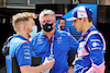 TEST BAHRAIN, (L to R): Josh Peckett (GBR) Alpine F1 Team Gara Engineer with Otmar Szafnauer (USA) Alpine F1 Team, Team Principal e Esteban Ocon (FRA) Alpine F1 Team.
10.03.2022. Formula 1 Testing, Sakhir, Bahrain, Day One.
- www.xpbimages.com, EMail: requests@xpbimages.com © Copyright: Moy / XPB Images