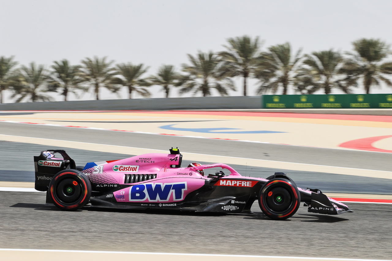 TEST BAHRAIN, Esteban Ocon (FRA) Alpine F1 Team A522.
11.03.2022. Formula 1 Testing, Sakhir, Bahrain, Day Two.
- www.xpbimages.com, EMail: requests@xpbimages.com © Copyright: Moy / XPB Images